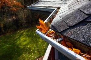 a house with gutters 